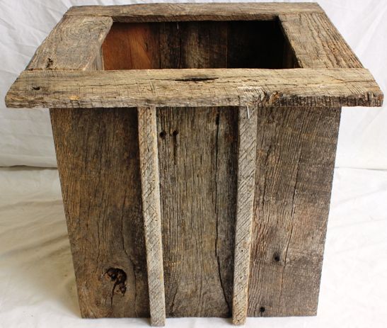 18" Barnwood Planter Container - Click Image to Close